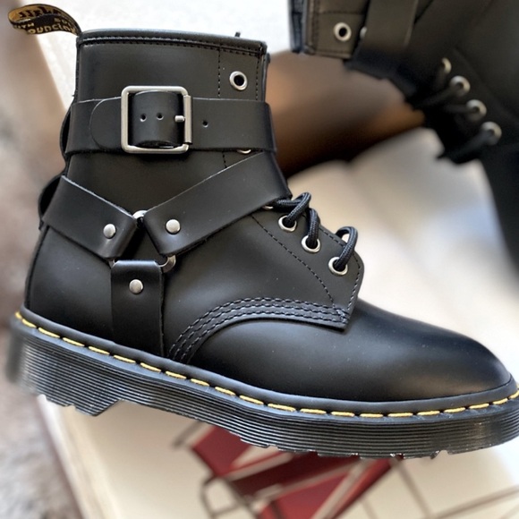 DR MARTENS CRISTOFOR BLACK LEATHER HARNESS LACE UP MOTO BOOTS NEW - Picture 12 of 16